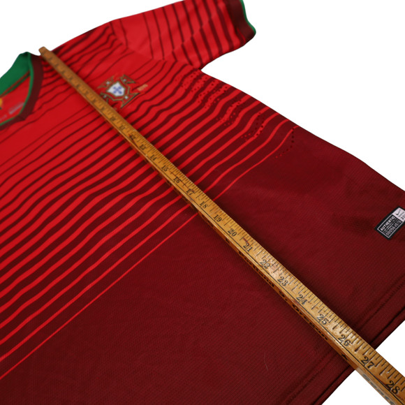 2014 Nike FPF Portugal Home Soccer Jersey - Picture 6 of 7